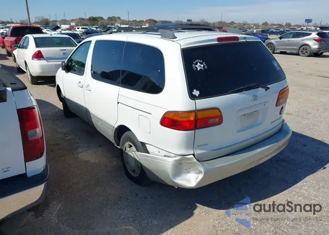 2000 Toyota Sienna Xle z USA, uszkodzony, nr VIN 4T3ZF13C8YU318425